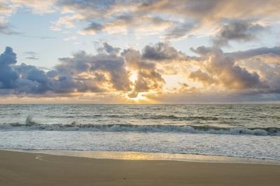 Hawaii, Kauai, Kealia Beach Sunrise - Photographic Print, 12x8