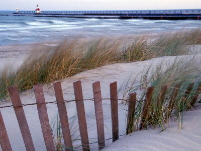 St. Joseph Lighthouse on Lake Michigan, Berrien County, Michigan, USA - Photographic Print, 12x9